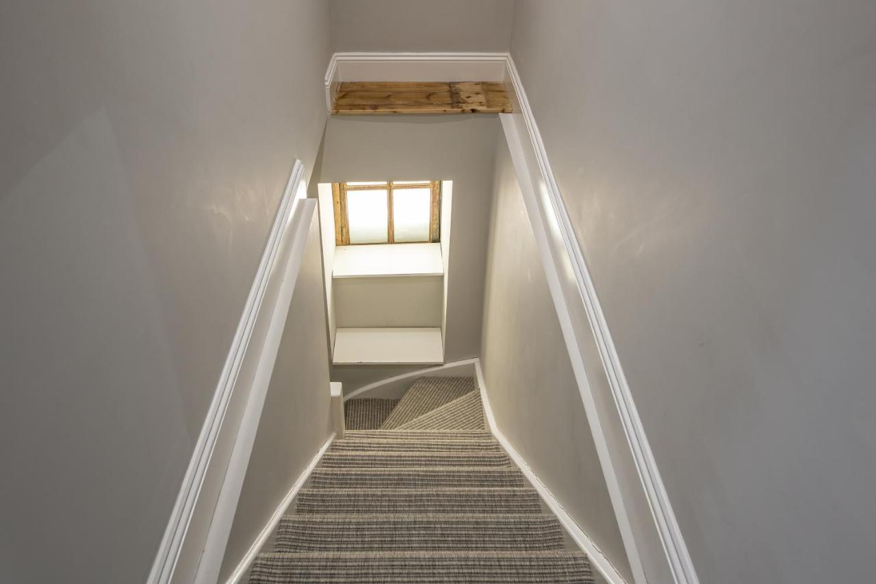 Georgian 2 Bed Apartment With 3 Bathrooms And Parking Экстерьер фото