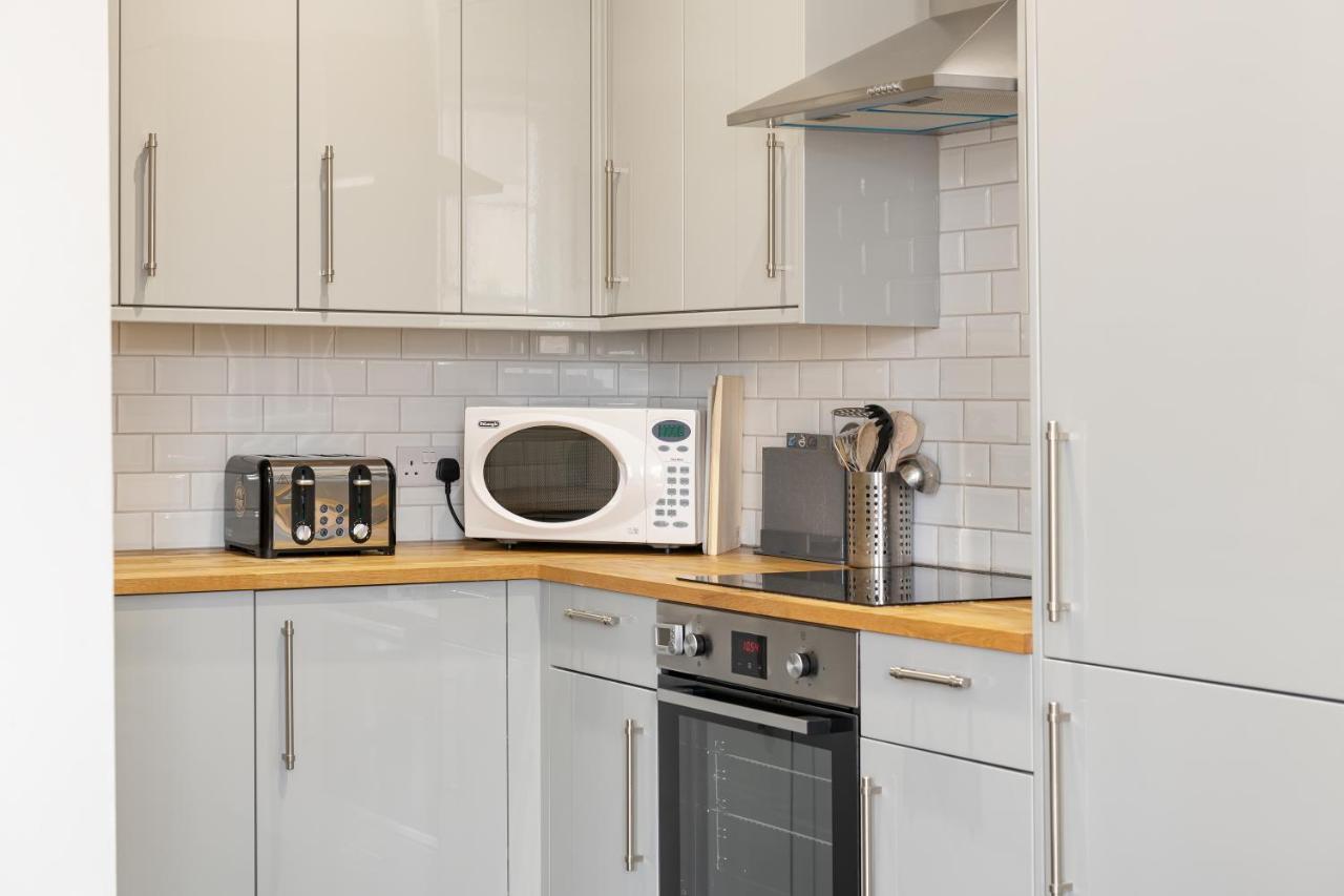 Georgian 2 Bed Apartment With 3 Bathrooms And Parking Экстерьер фото